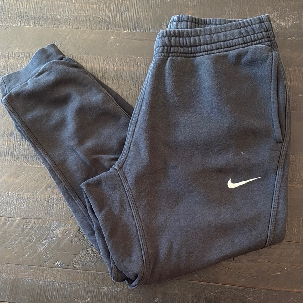 Nike Black Sweatpants Tapered Leg Elastic Cuffs